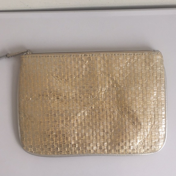Neiman Marcus metallic weave clutch / zip bag NWOT - Picture 2 of 13